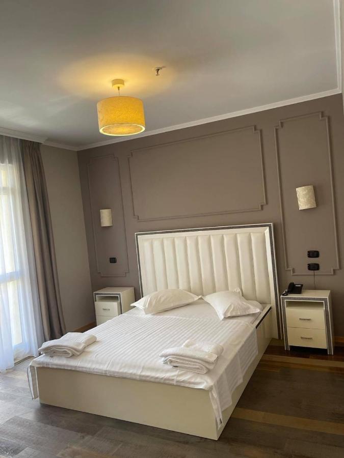 Germany Hotel Durrës Esterno foto