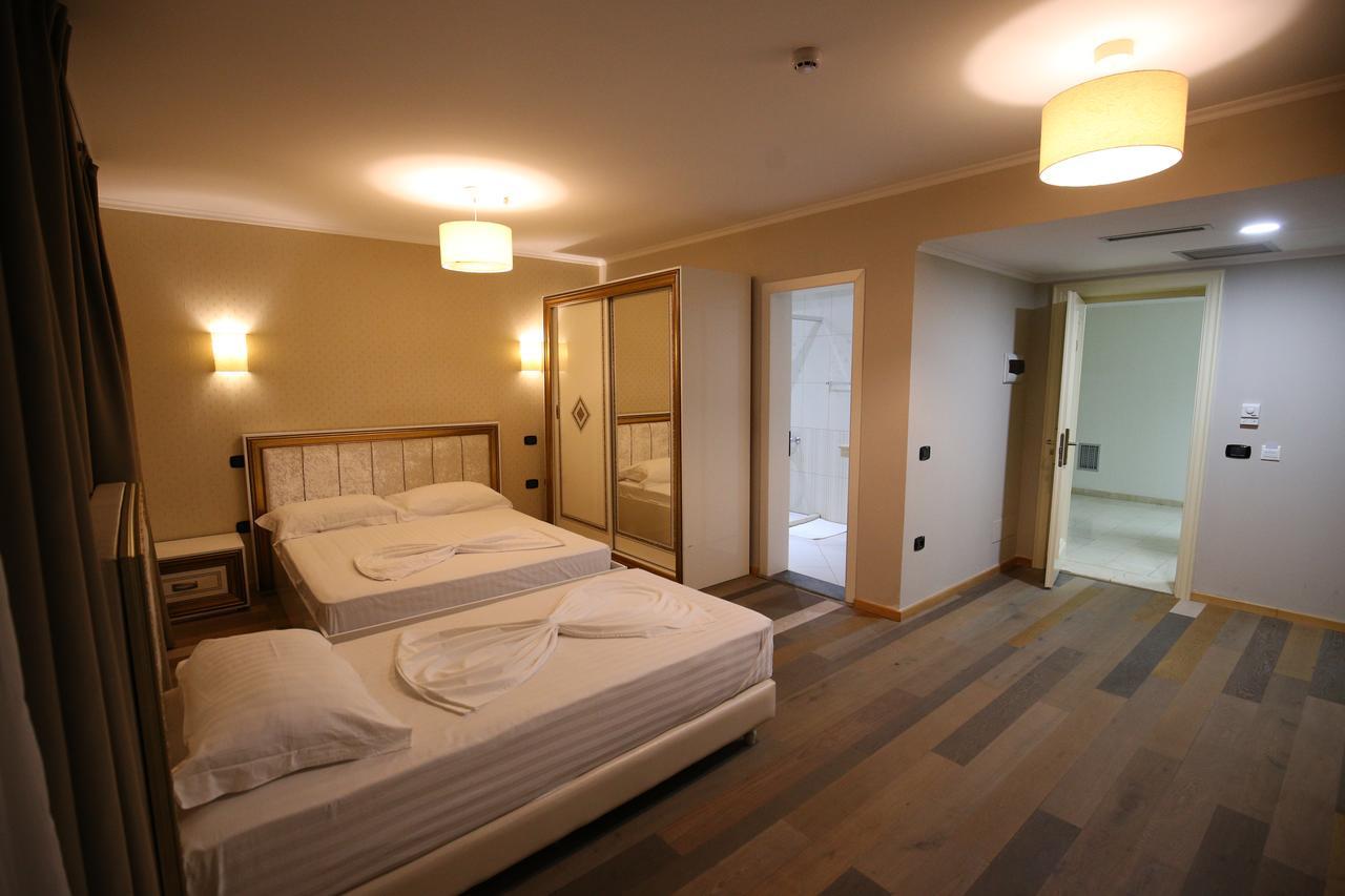 Germany Hotel Durrës Esterno foto