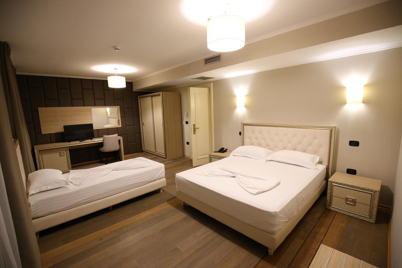 Germany Hotel Durrës Esterno foto
